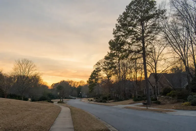 Illustrative community scene for Evening Intensive Outpatient Program (IOP) Addiction Treatment near Fulton County, GA, image 4 Illustrative community scene for Evening Intensive Outpatient Program (IOP) Addiction Treatment near Fulton County, GA, image 4